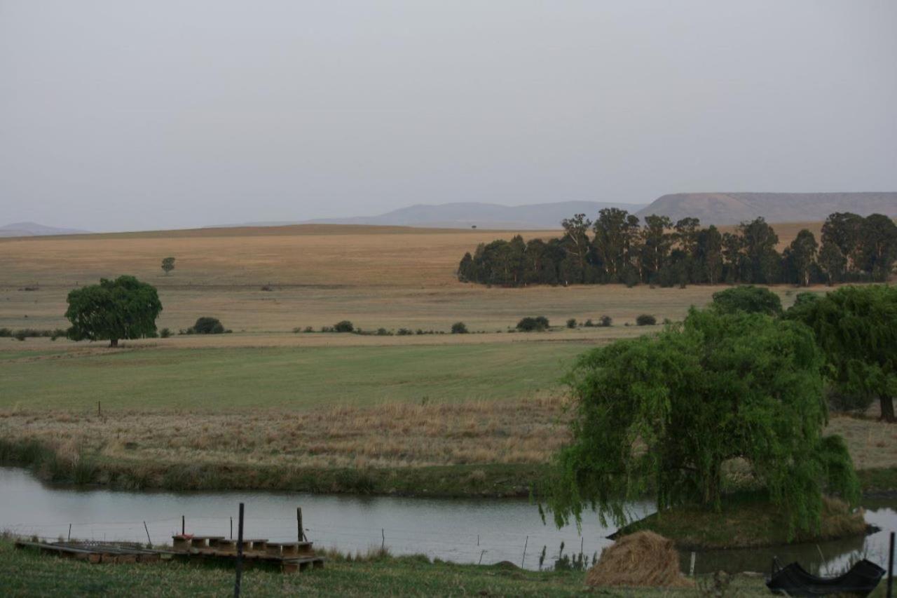 Forellenhof Guest Farm Wakkerstroom Exterior foto